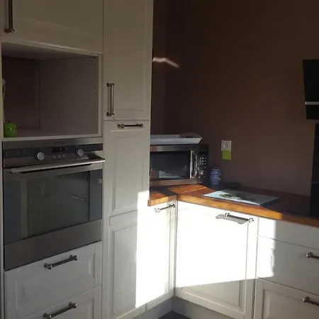 منزل للإقامة 1 Avec Salle De Bain Privative Ds Maison Plain-pied 105m2 A Montfaucon 10 Minutes De Besancon